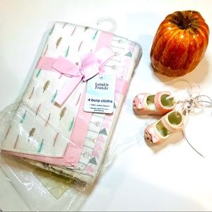 LUVABLE FRIENDS Baby Girl Pink 4 Pieces of Burp Cloths